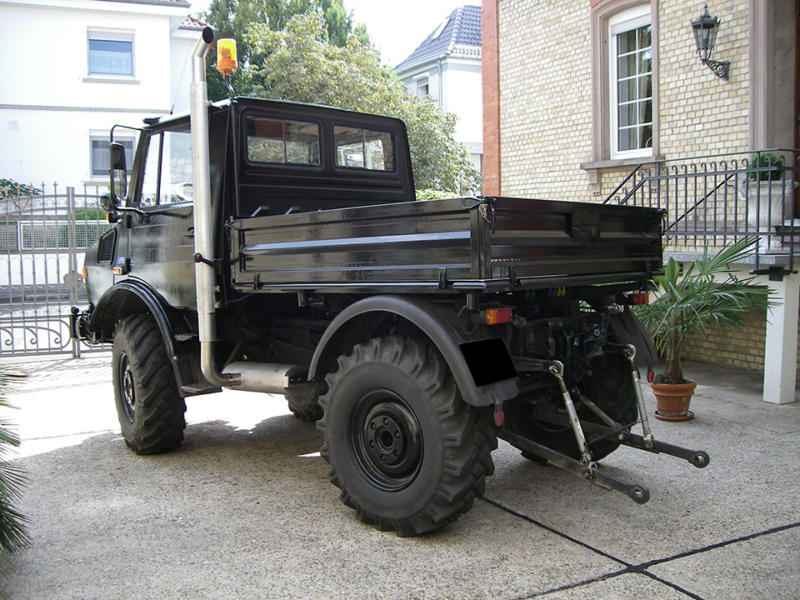 Obermueller-Auspuff-Hoch-Unimog-gr-5-1
