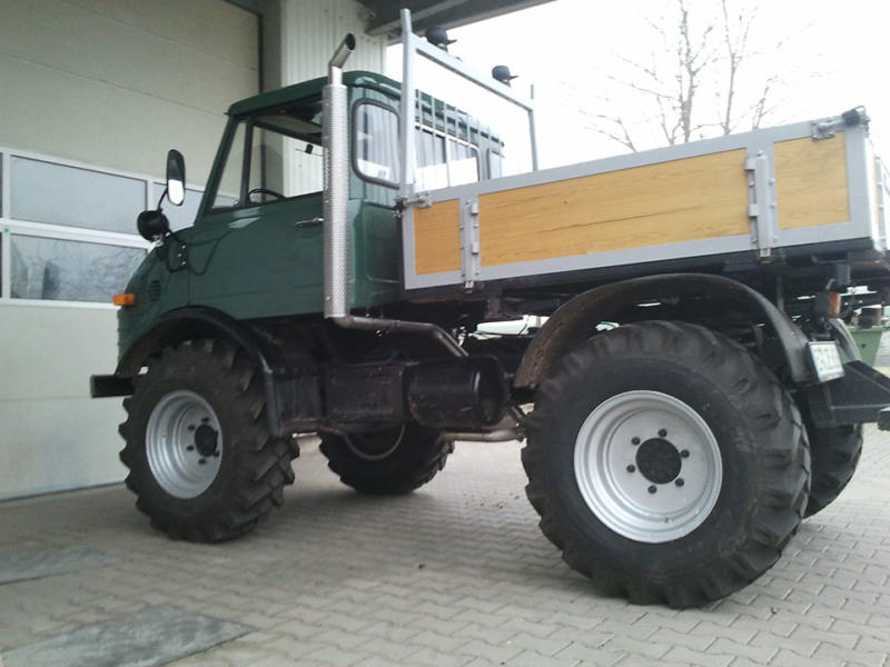 Obermueller-Auspuff-Hoch-Unimog-kl-1-1