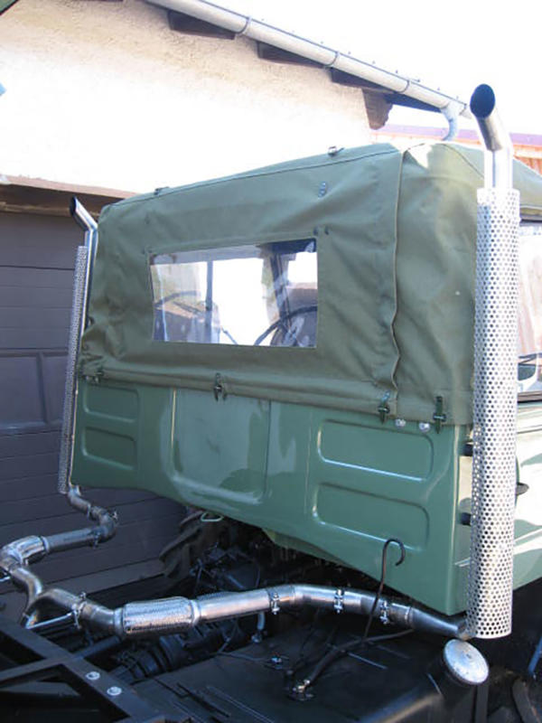 Obermueller-Auspuff-Hoch-Unimog-kl-11-1