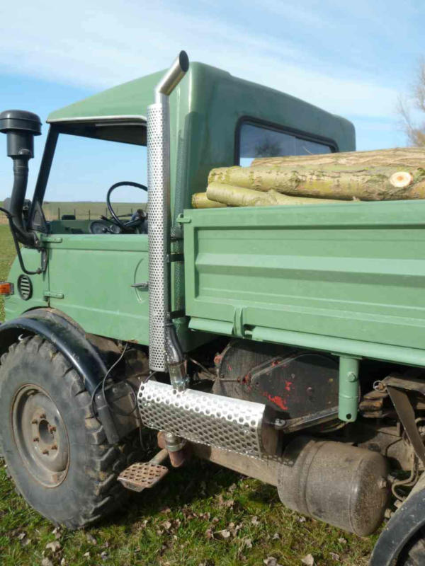 Obermueller-Auspuff-Hoch-Unimog-kl-4-1