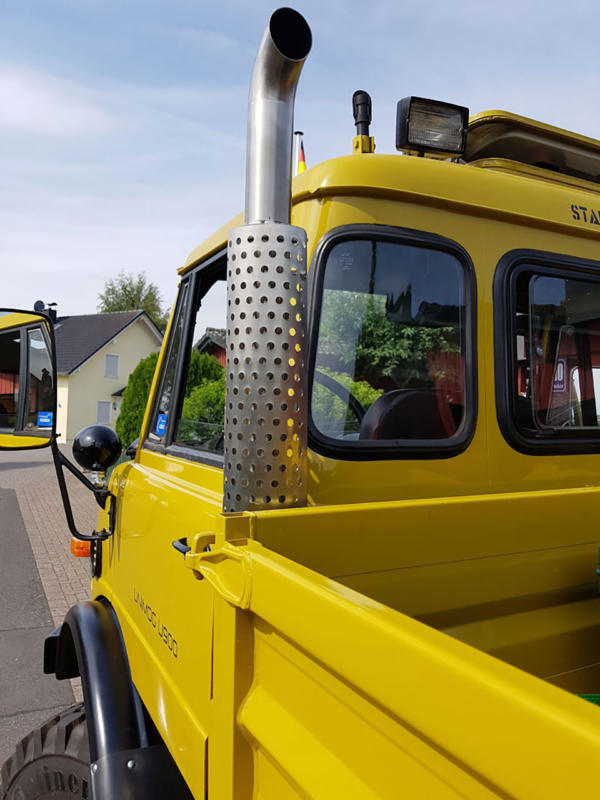 Obermueller-Auspuff-Hoch-Unimog-kl-6-1